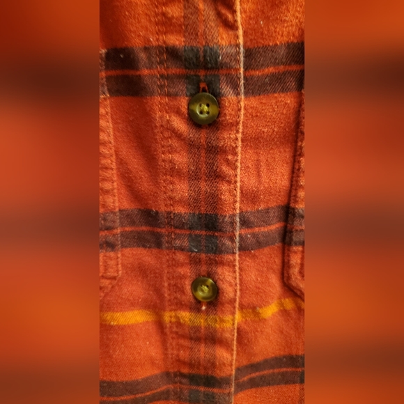 Carhartt Flannel Shirt Red Plaid Size Small 4/6 - Picture 4 of 4